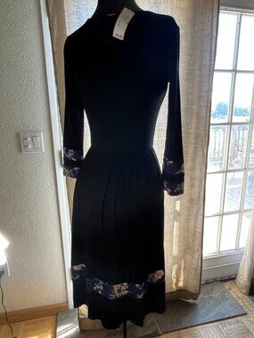 Floral detail Black Dress